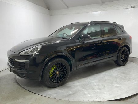 PORSCHE